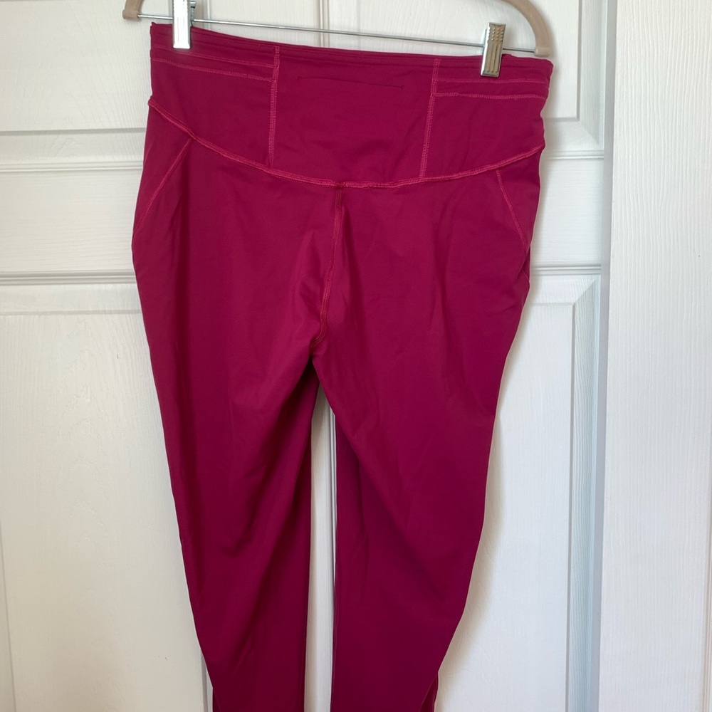 Lululemon Base Pace HR Crop 23” Workout Leggings - Size 12 - Picture 3 of 5